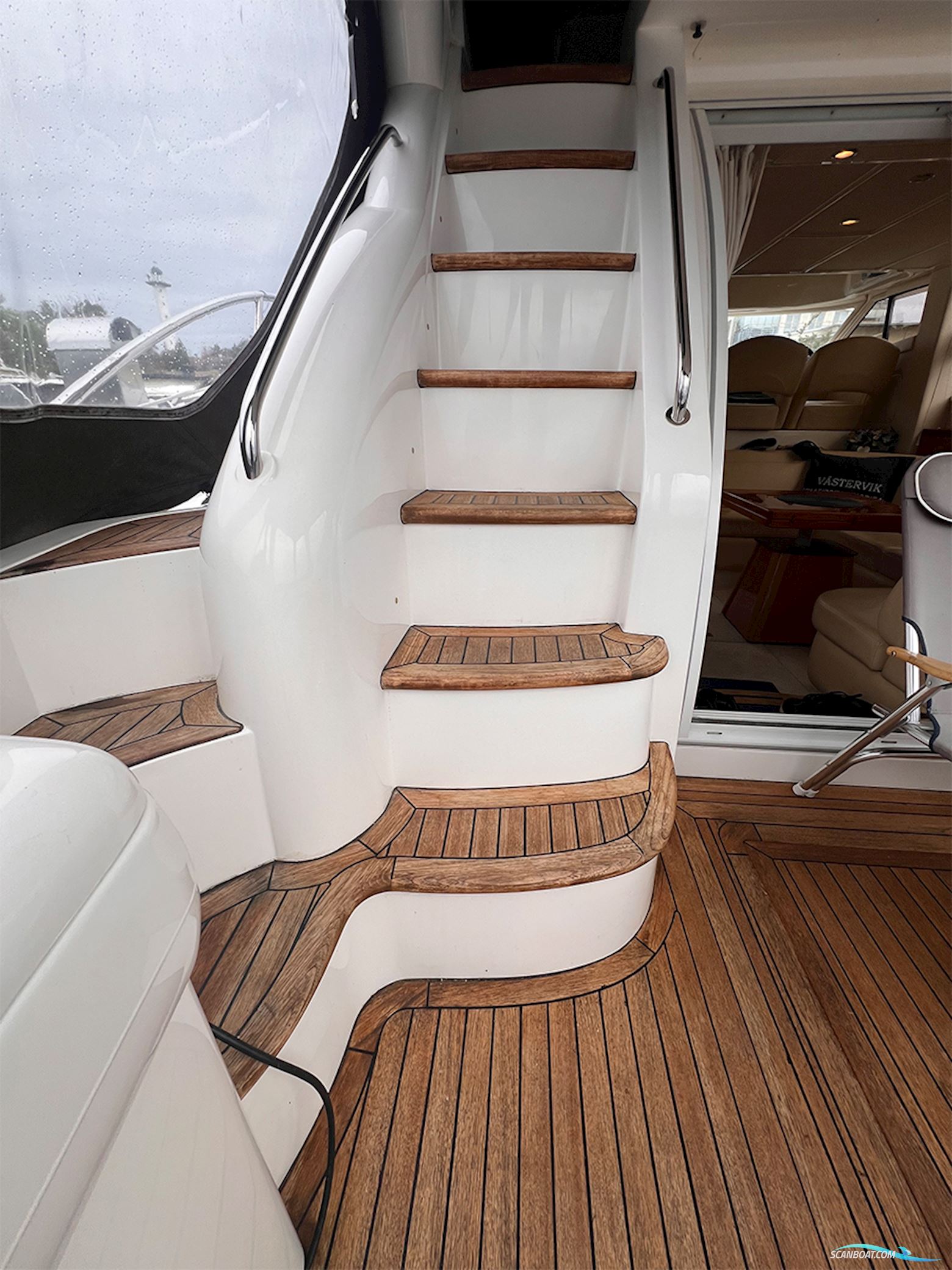 Sealine F42/5