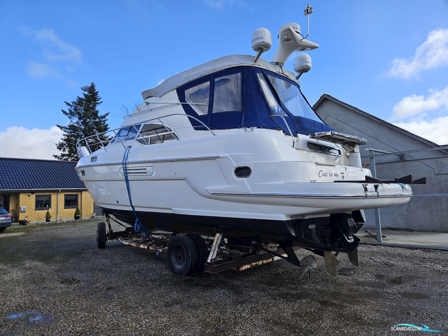 Sealine F43