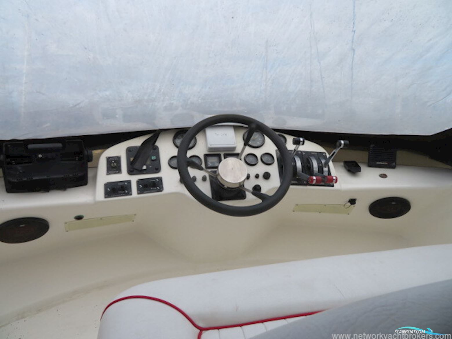 Sealine International 310 Statesman