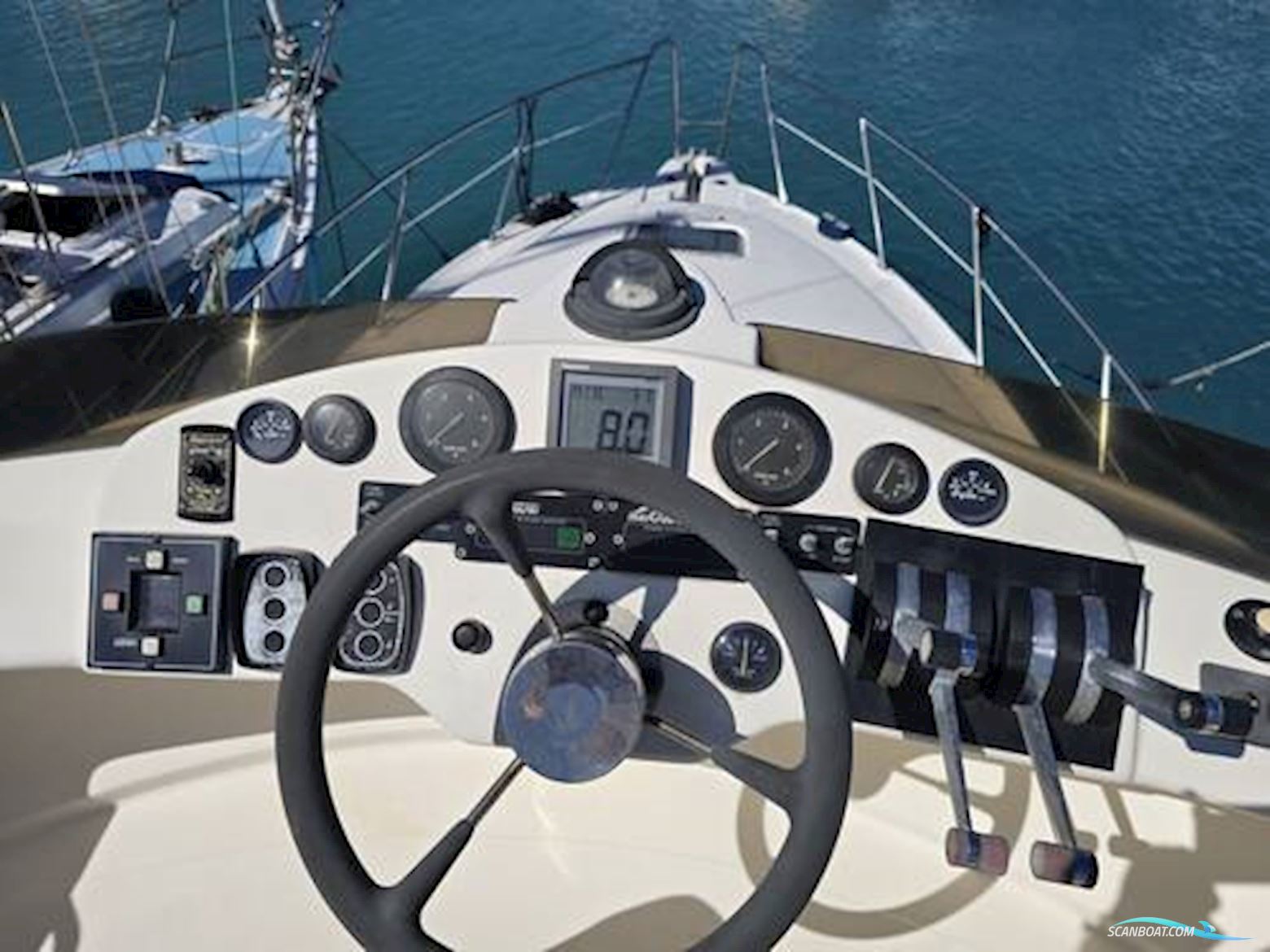 Sealine International 320 Statesman