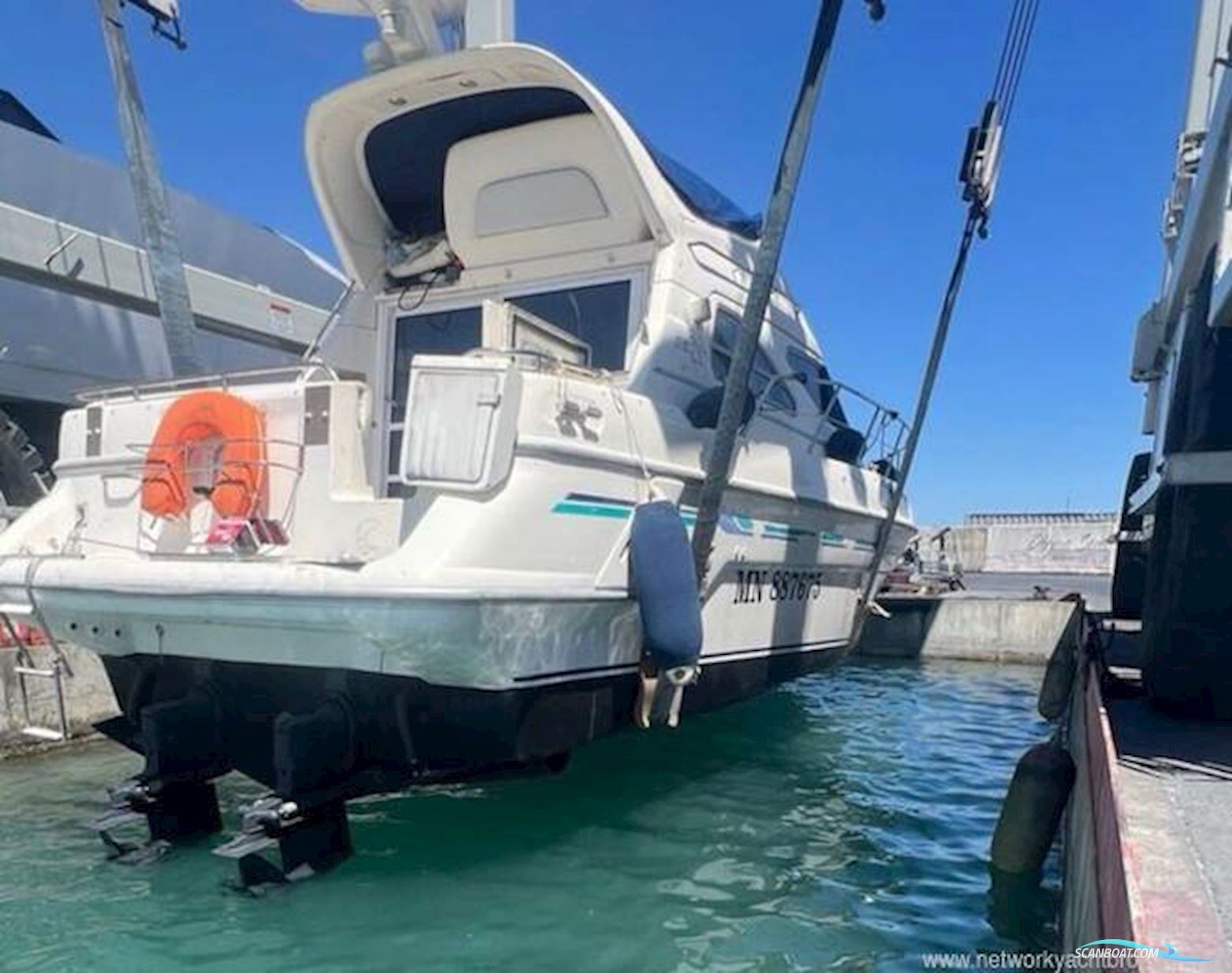 Sealine International 320 Statesman