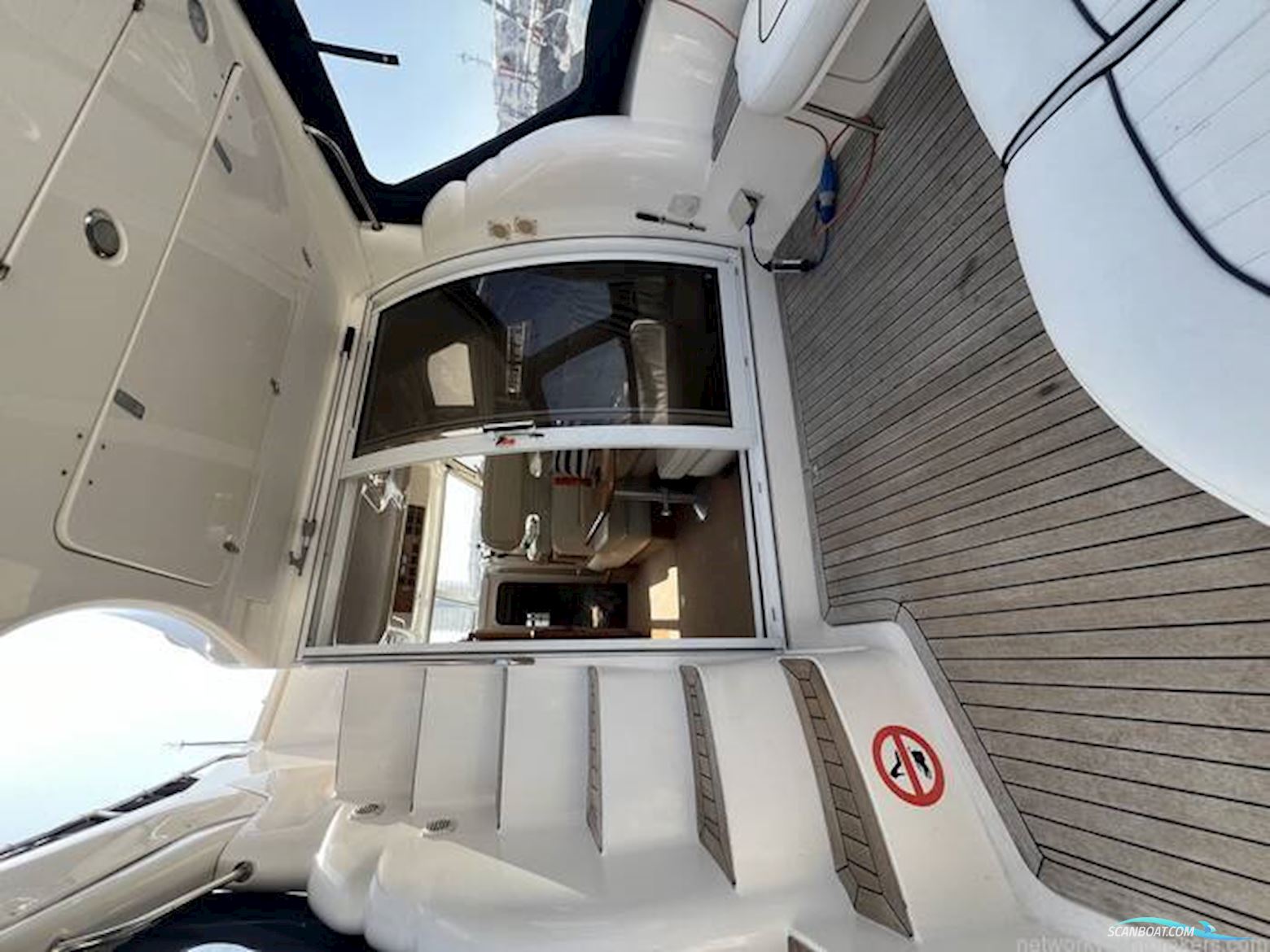 Sealine International 330 Statesman