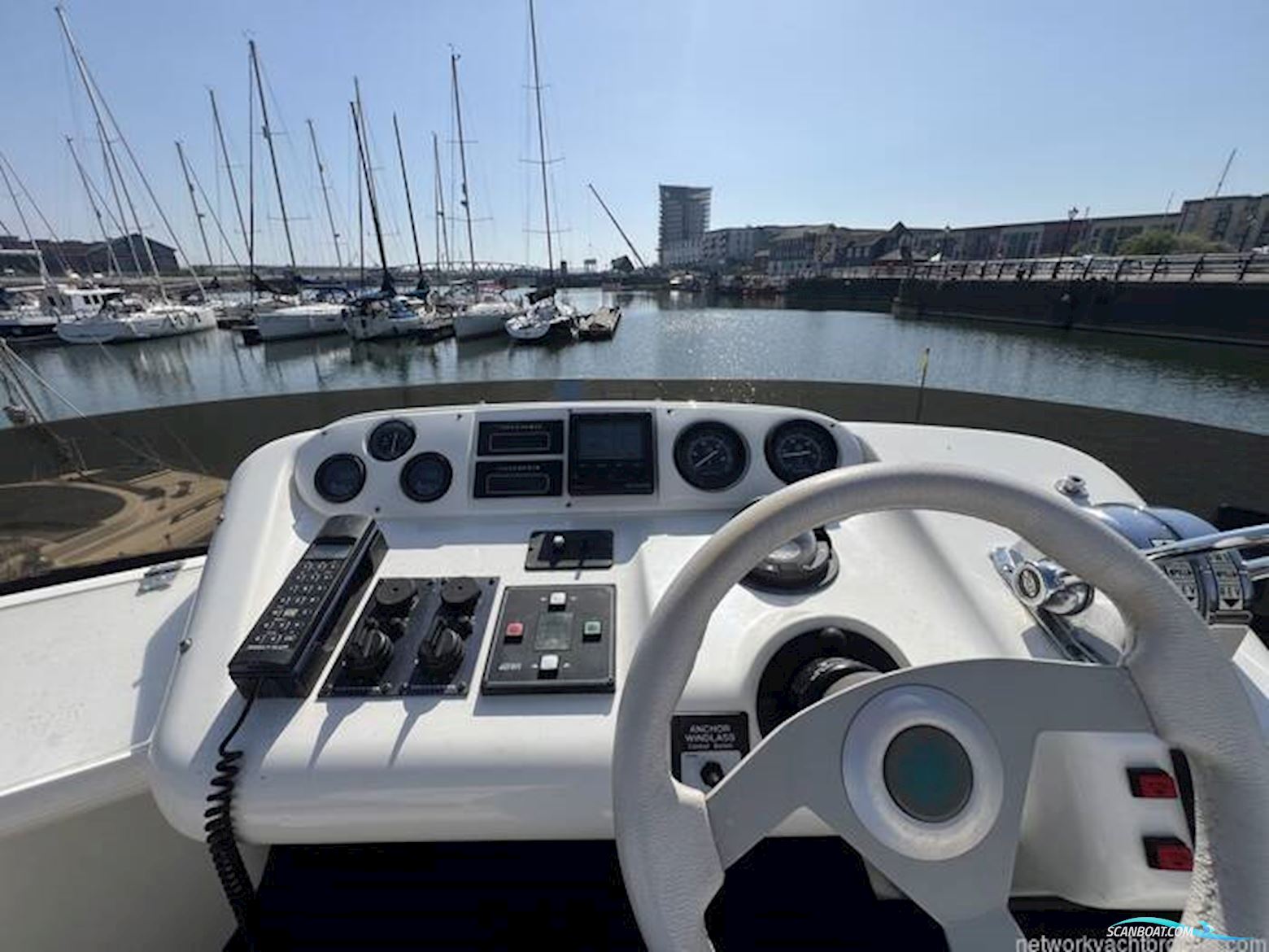 Sealine International 330 Statesman