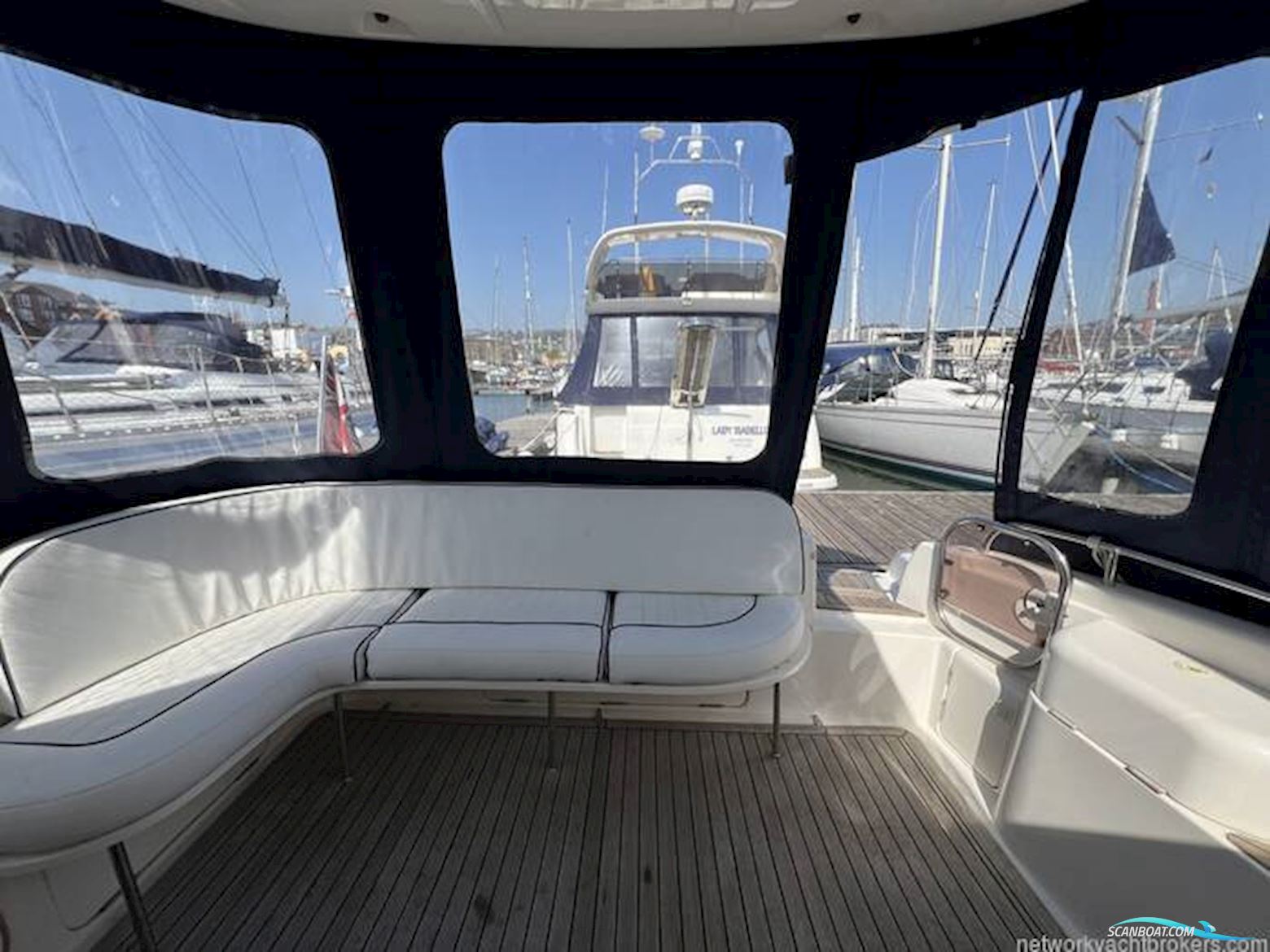 Sealine International 330 Statesman