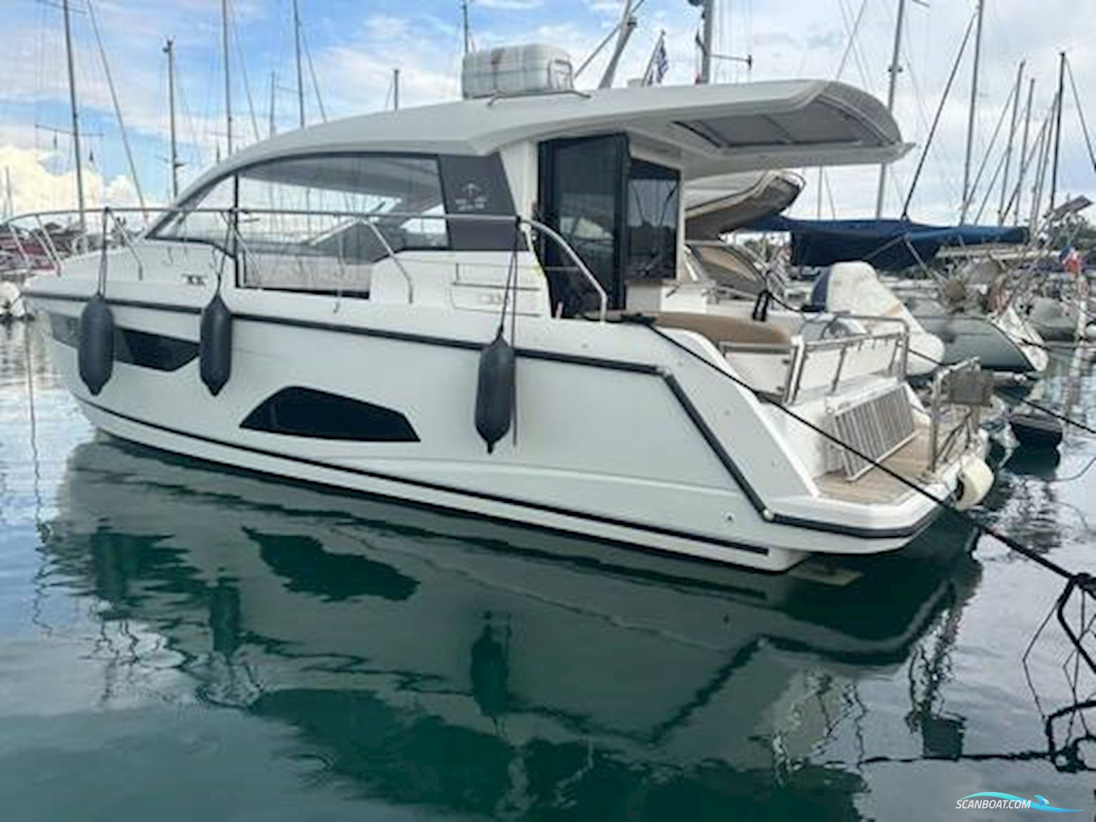 Sealine International C330 Motorbåd 2016, med Volvo Penta D6 330 motor, Grækenland