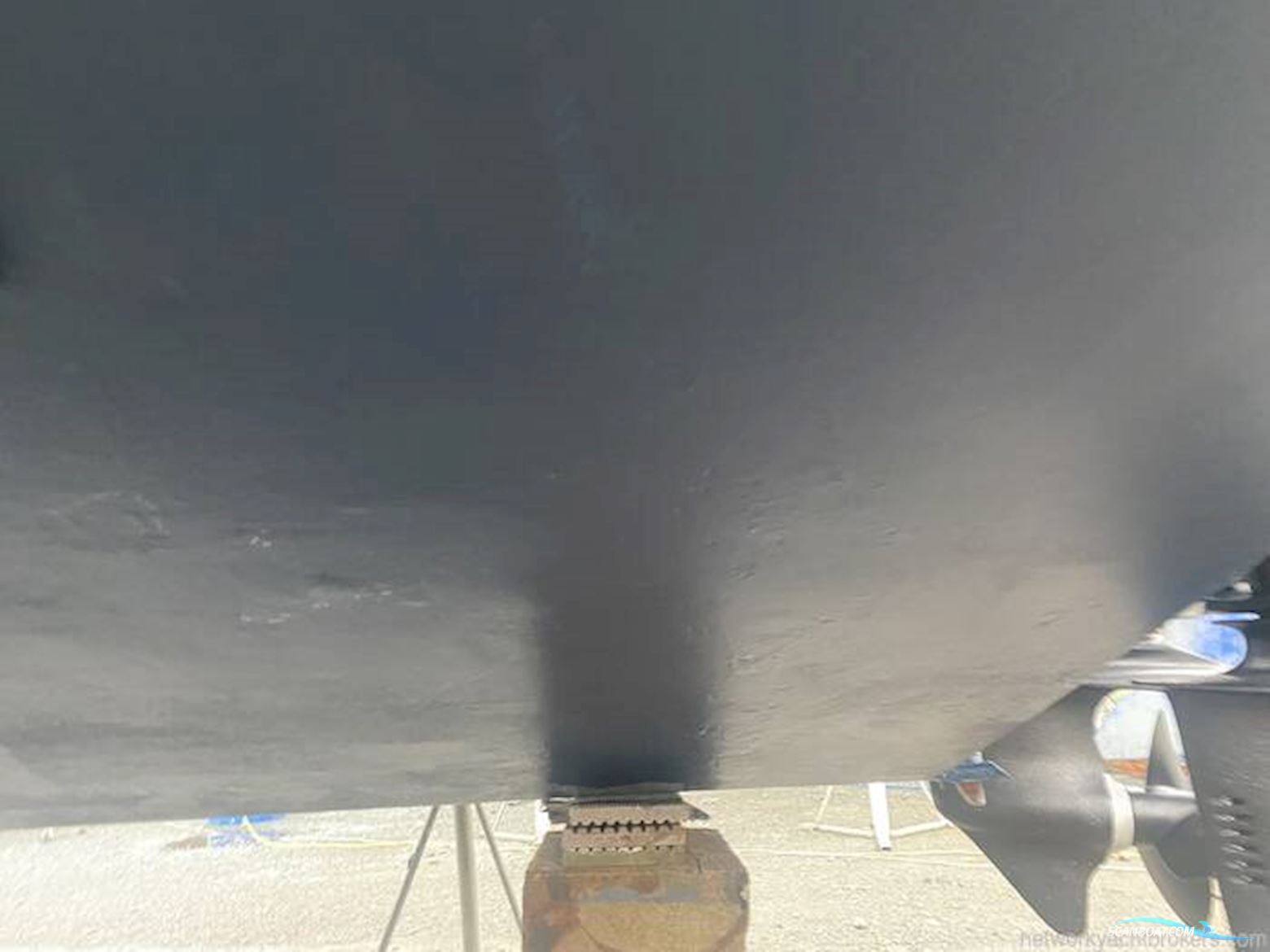 Sealine International F33