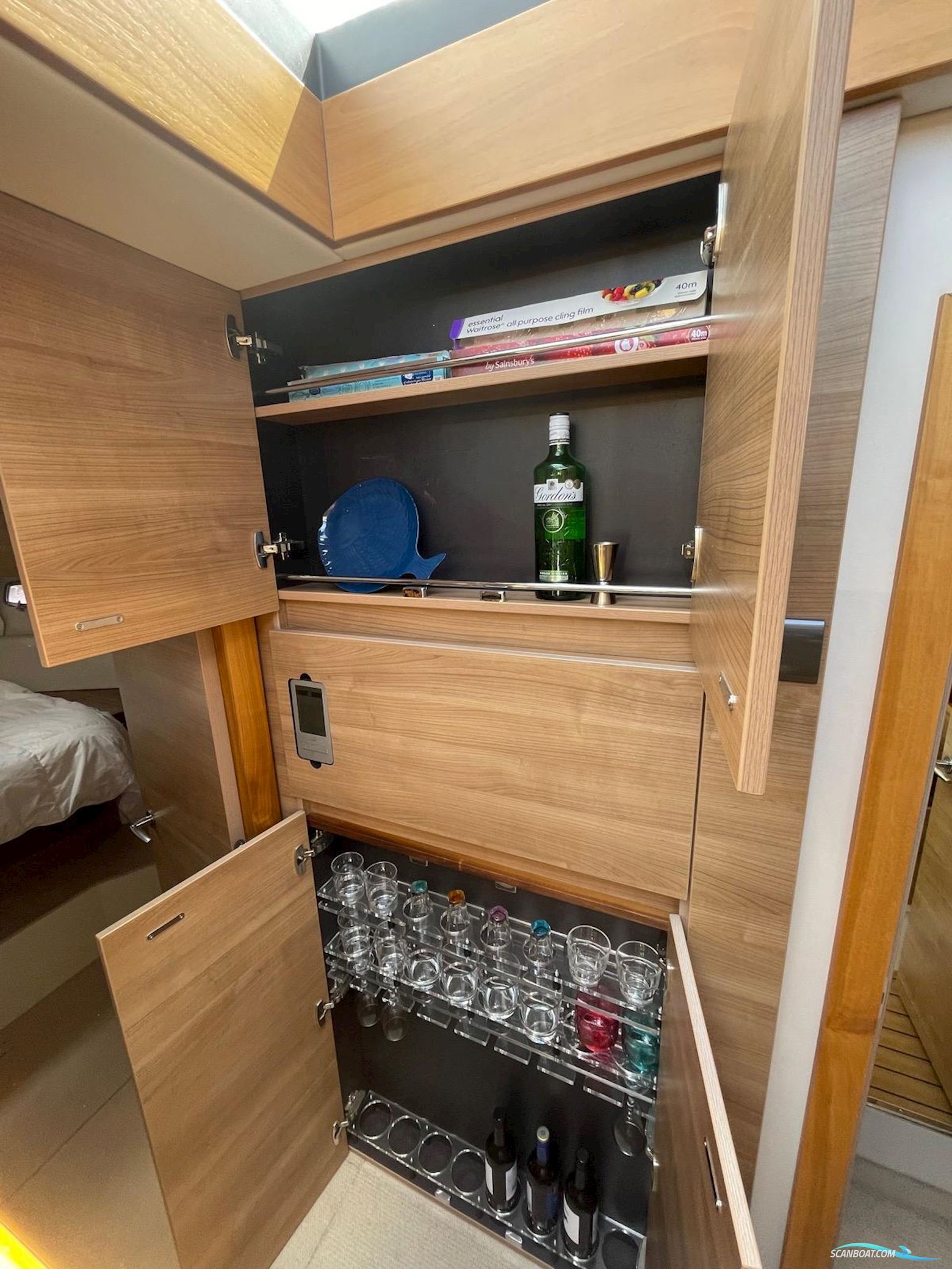 Sealine International F42