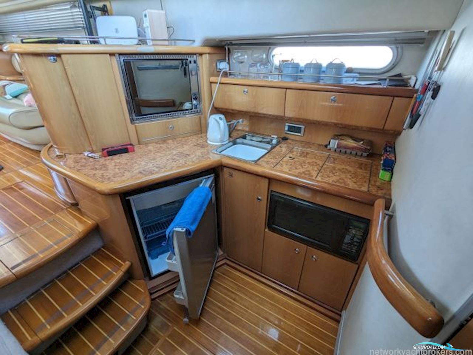 Sealine International F43