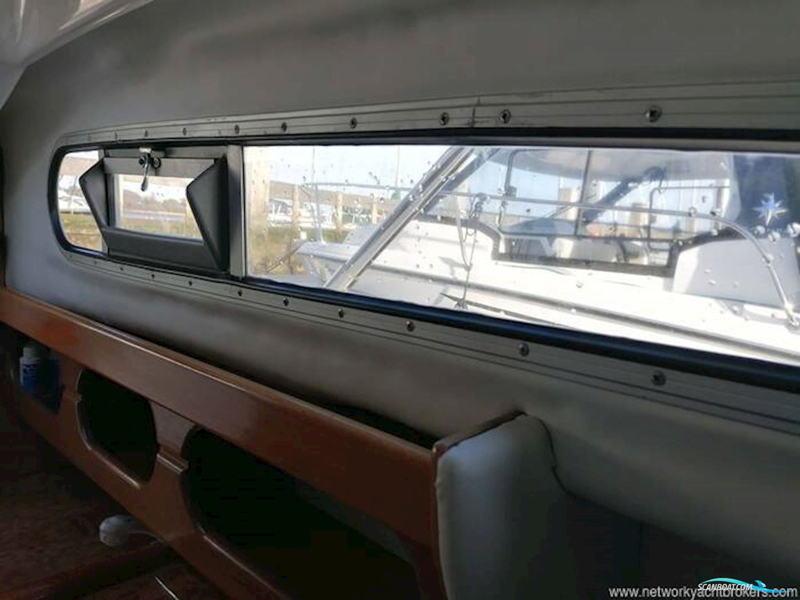 Sealine International S24