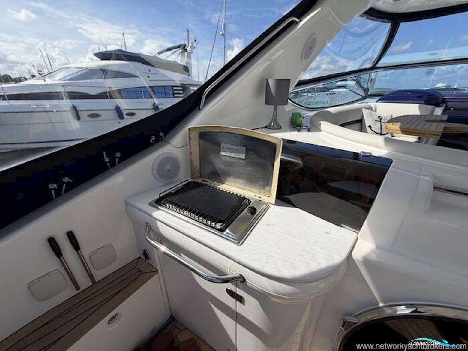 Sealine International S42
