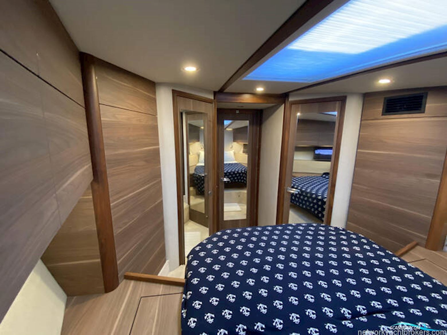 Sealine International S450