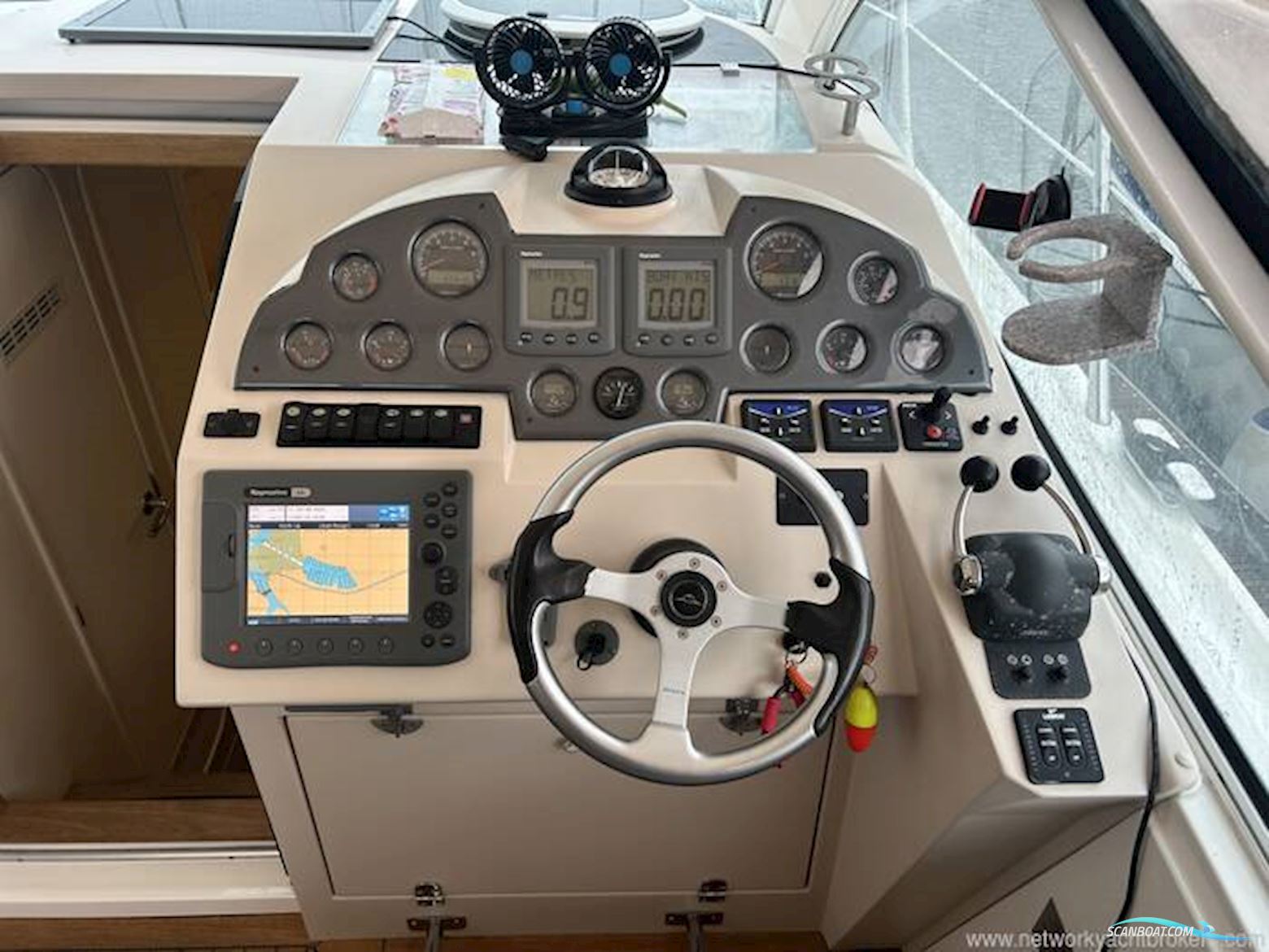 Sealine International SC29