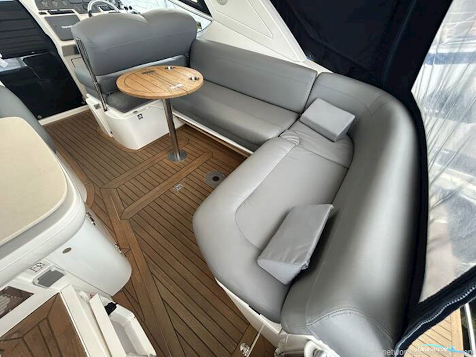 Sealine International SC29