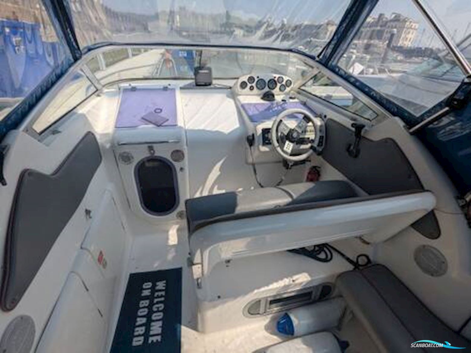 Sealine International Senator 230