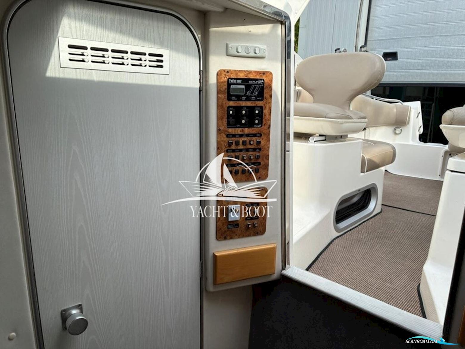 Sealine S 270