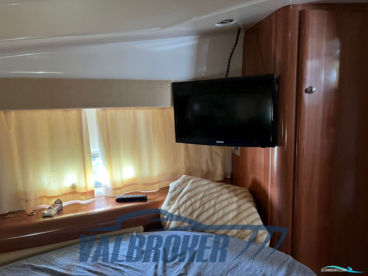 Sealine S 34