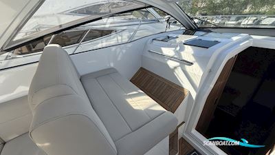 Sealine S330 Motorbåd 2016, med Volvo Penta  motor, Sverige