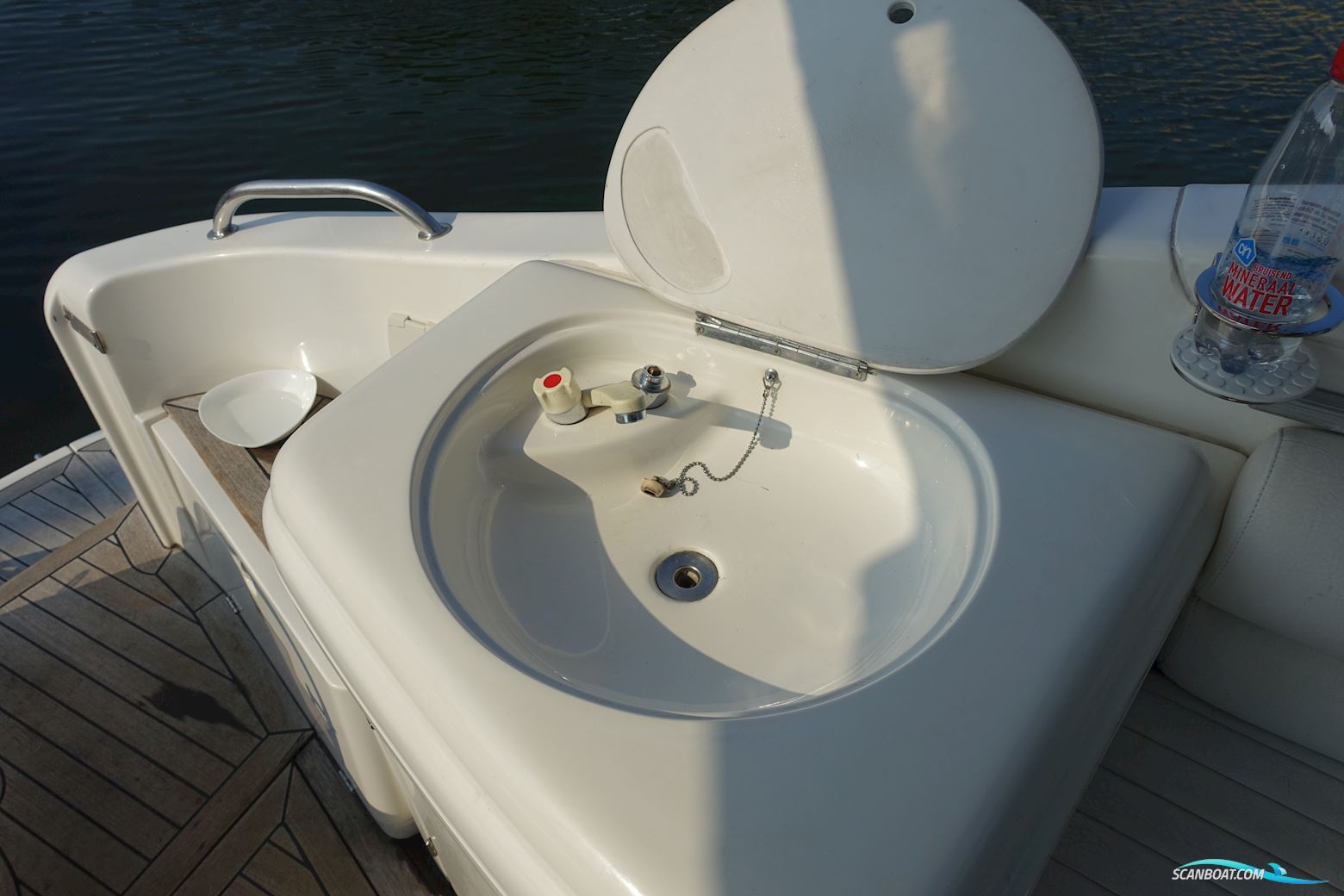 Sealine S34