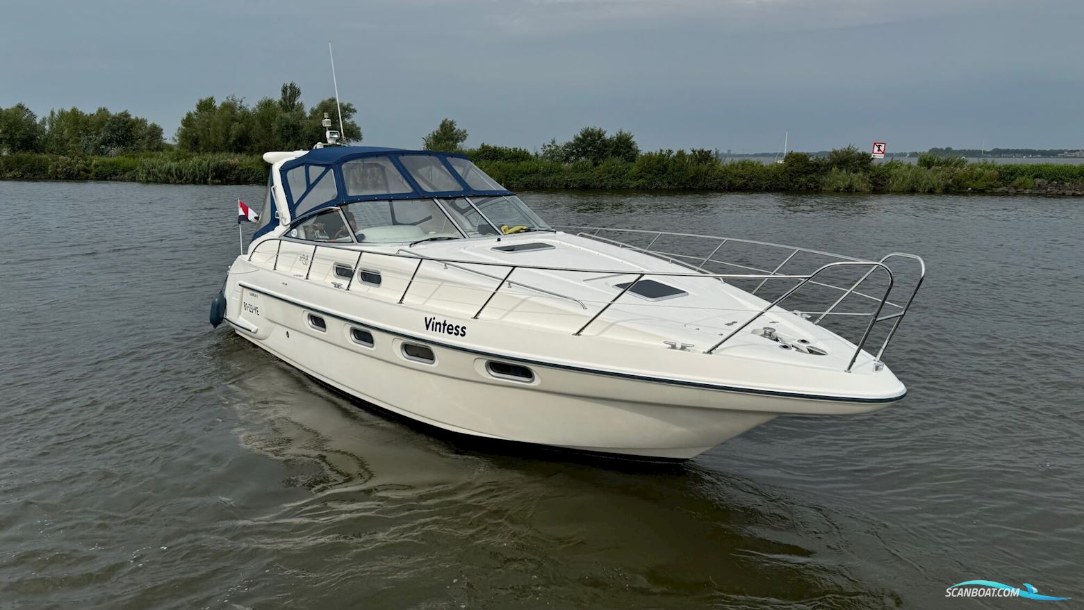 Sealine S37