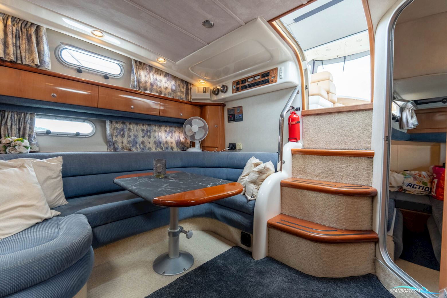 Sealine S37