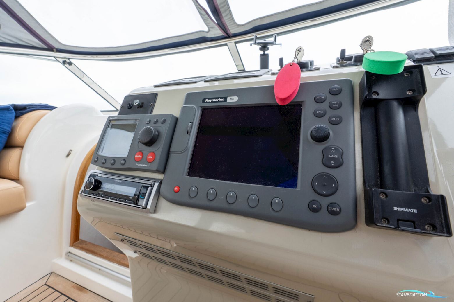 Sealine S37