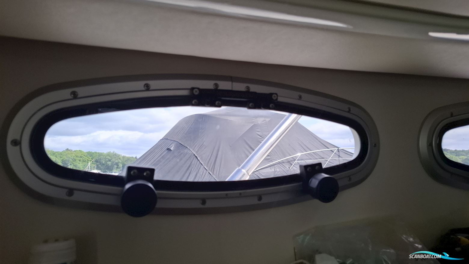 Sealine S38 Sports open