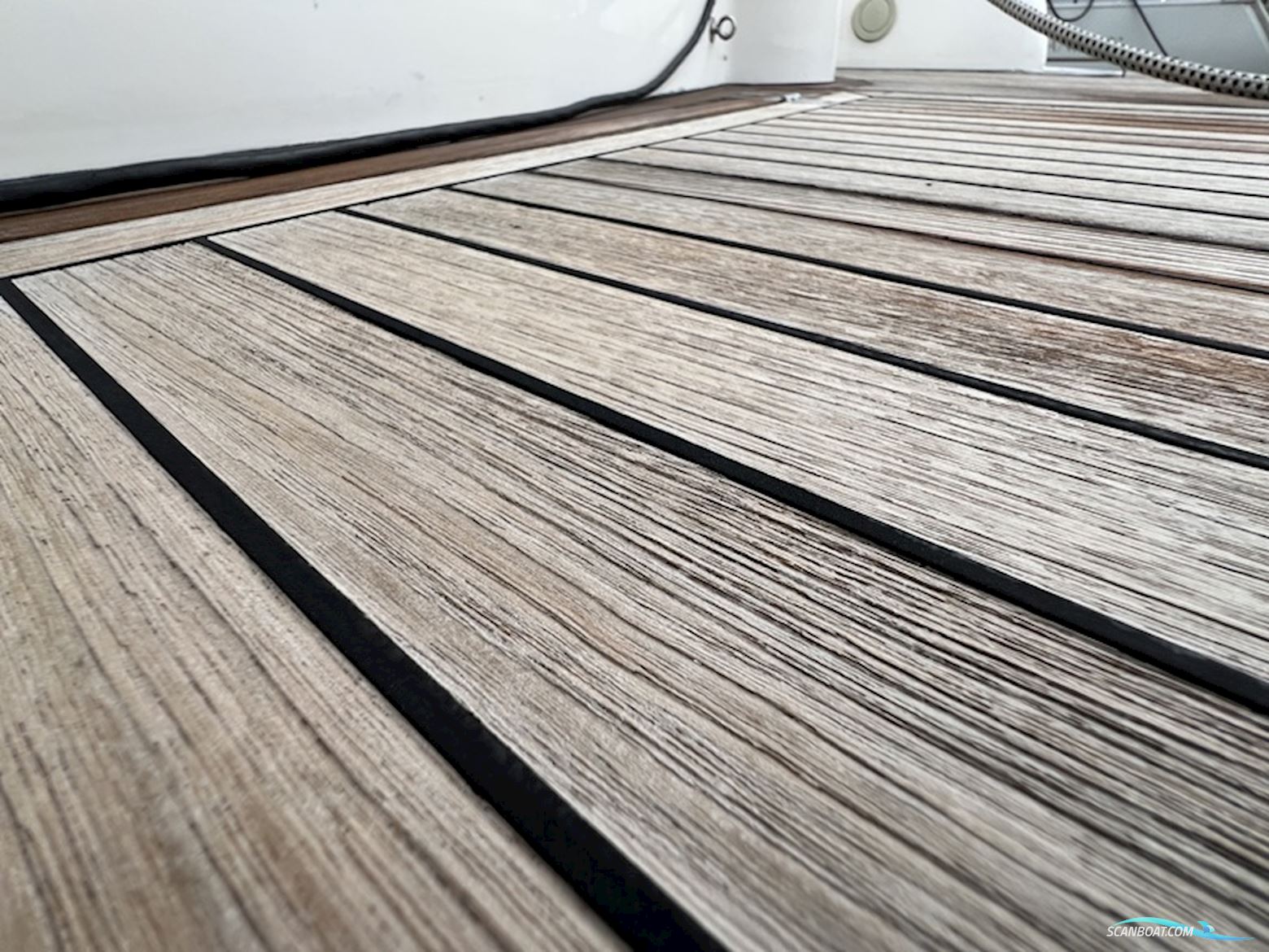 Sealine S42