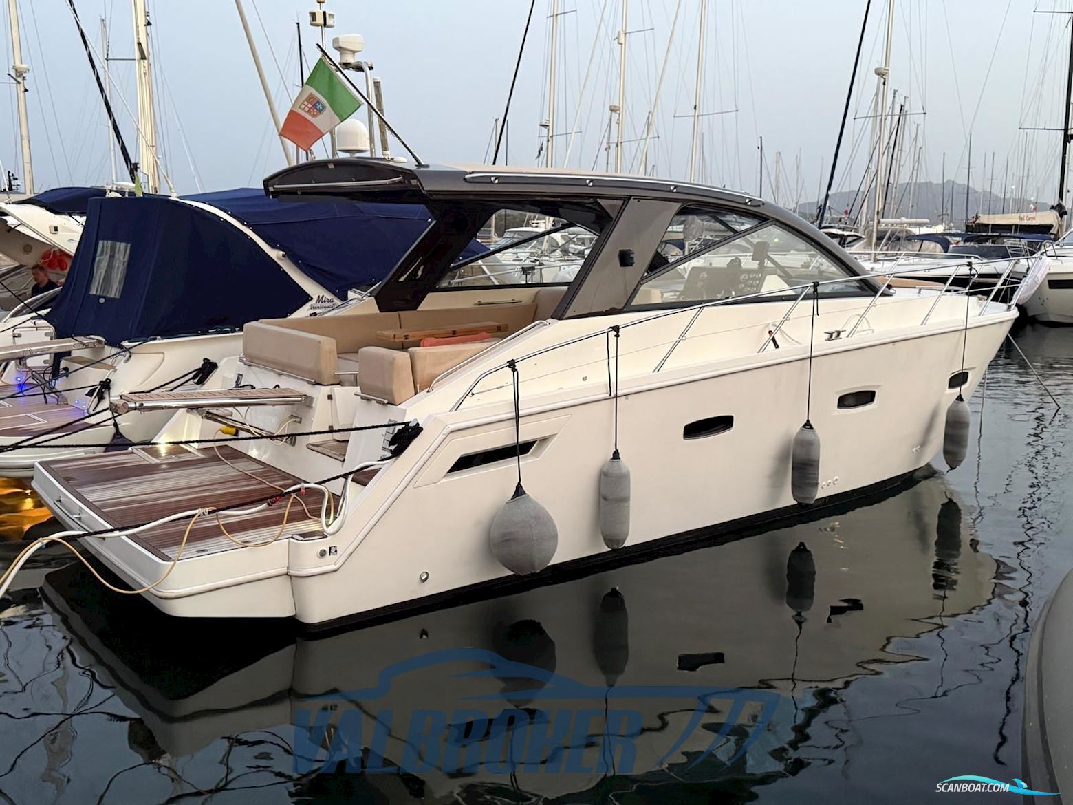 Sealine SC 35 Motorbåd 2010, med Volvo Penta D4 300 motor, Italien