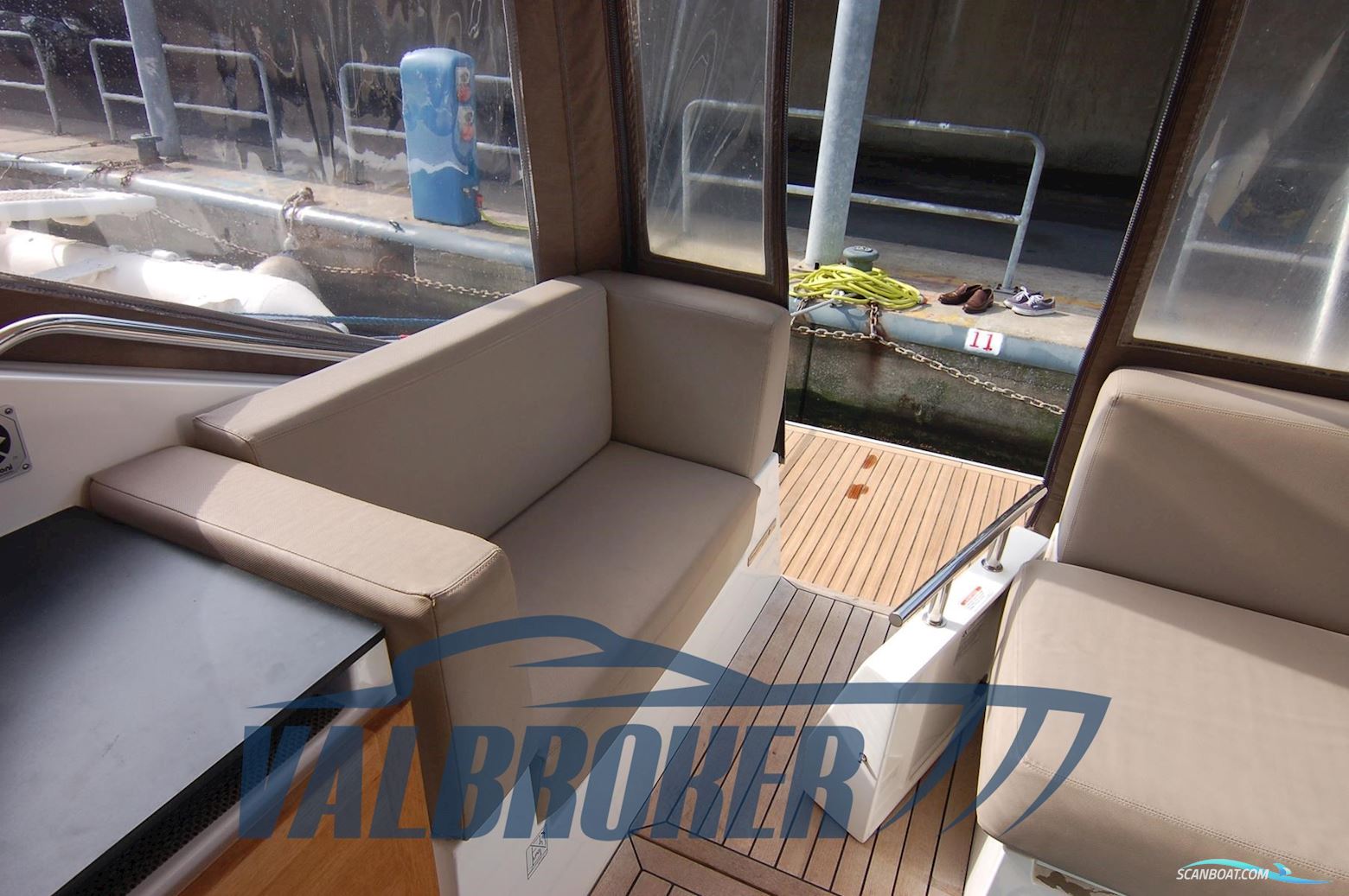 Sealine SC 35