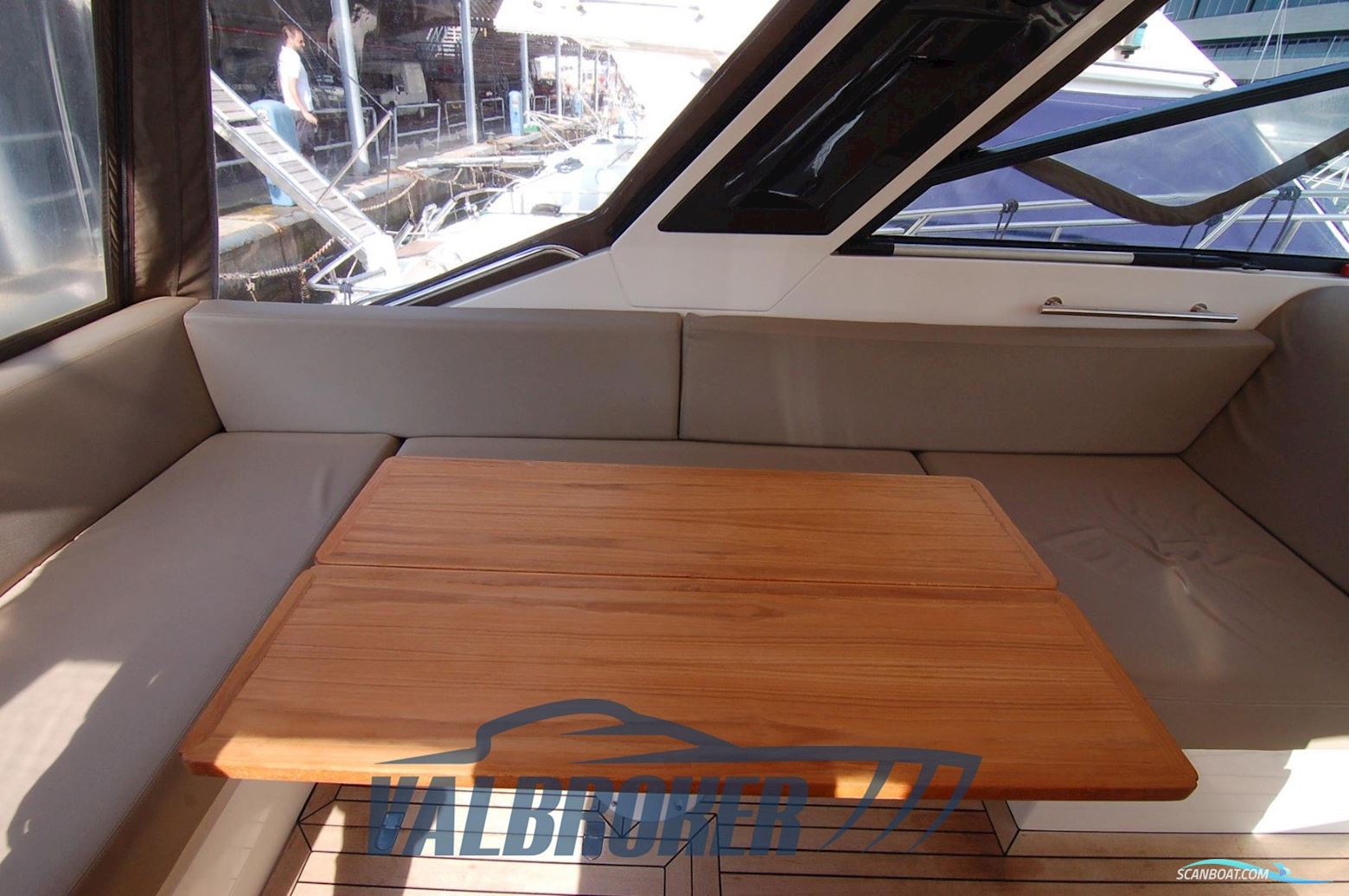 Sealine SC 35