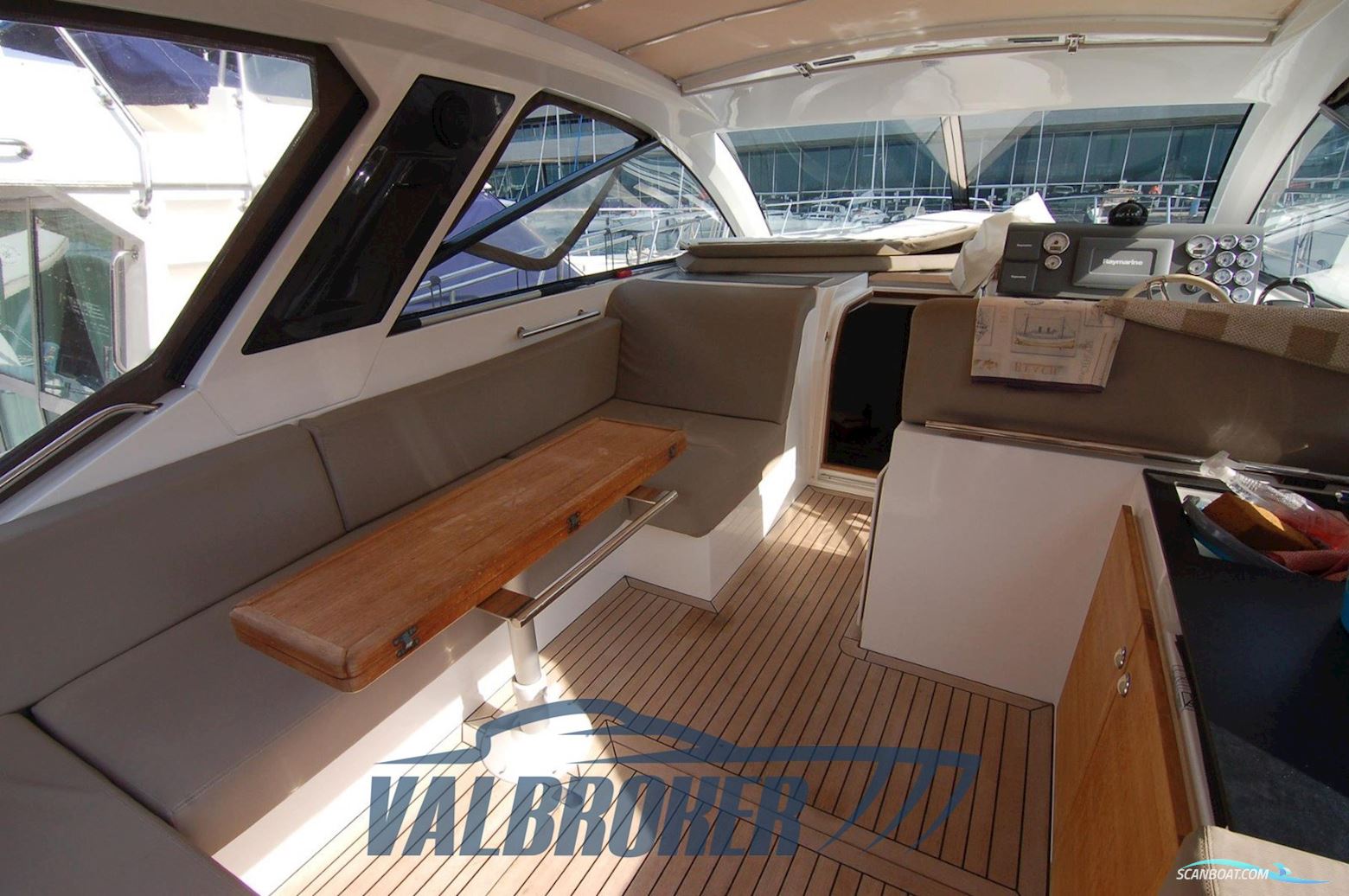 Sealine SC 35