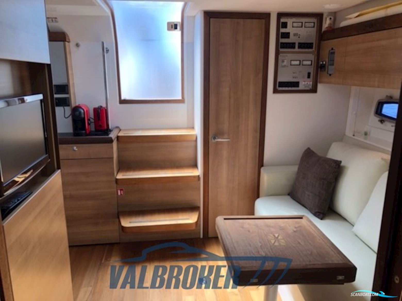 Sealine SC 35