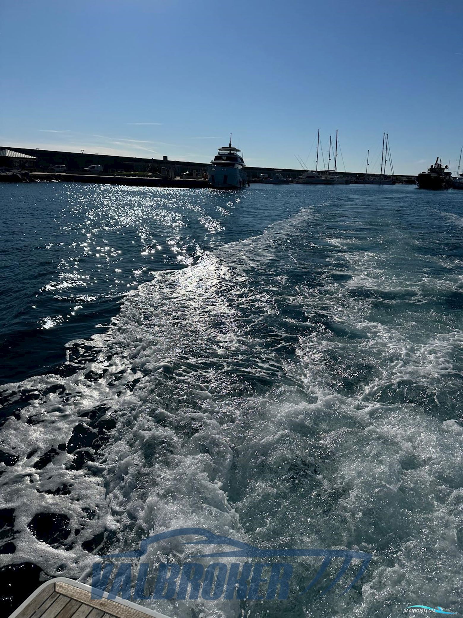 Sealine SC 35
