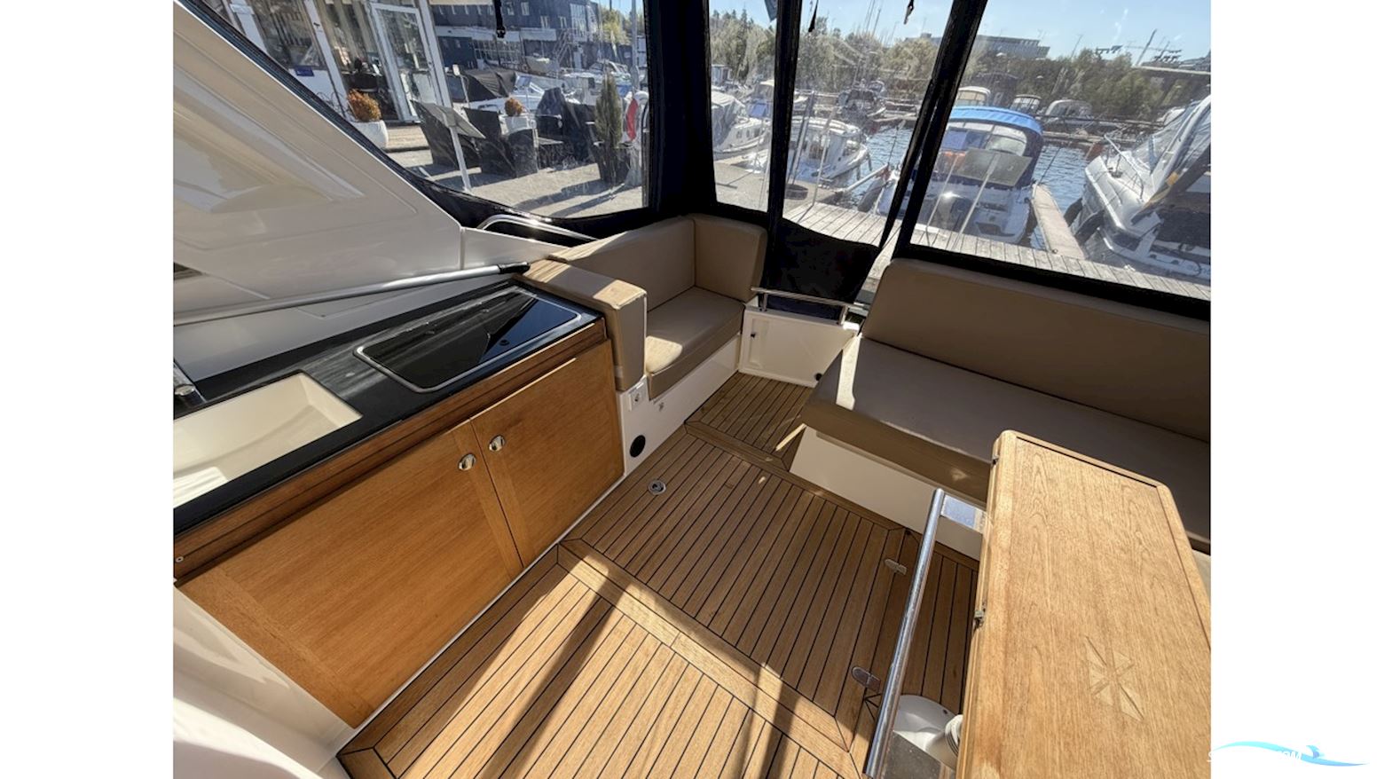 Sealine SC35