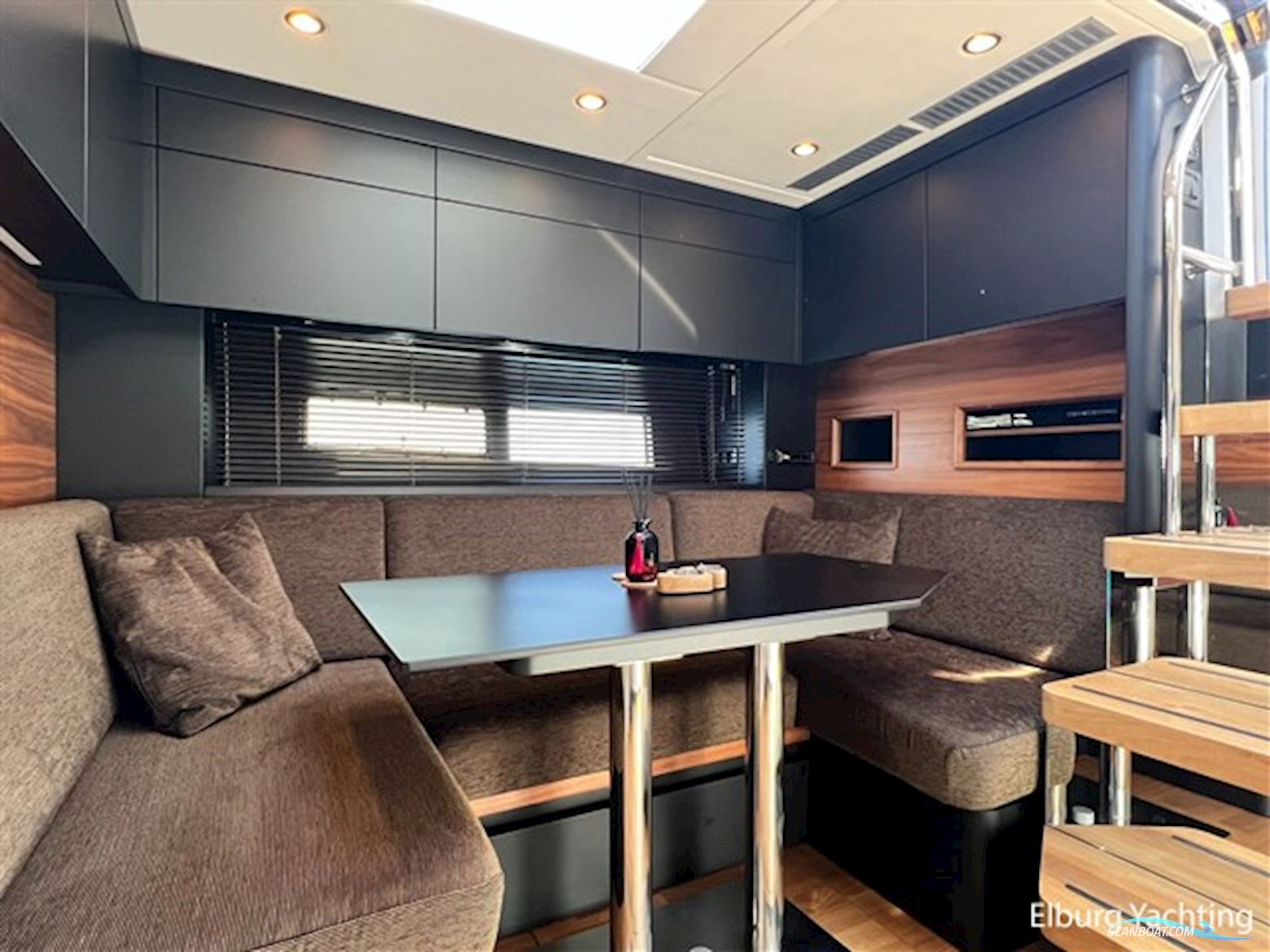 Sealine SC42 Custom