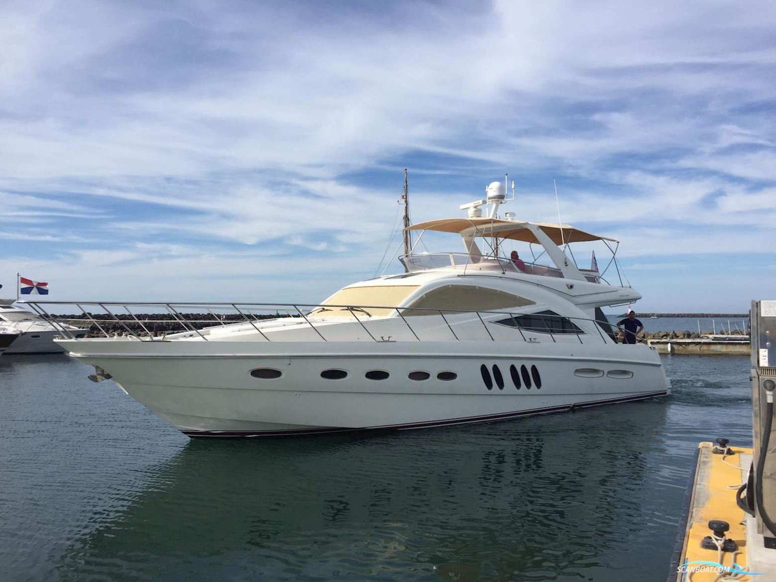 Sealine T 60 Motorbåd 2005, med Caterpillar 3406E
 motor, Spanien