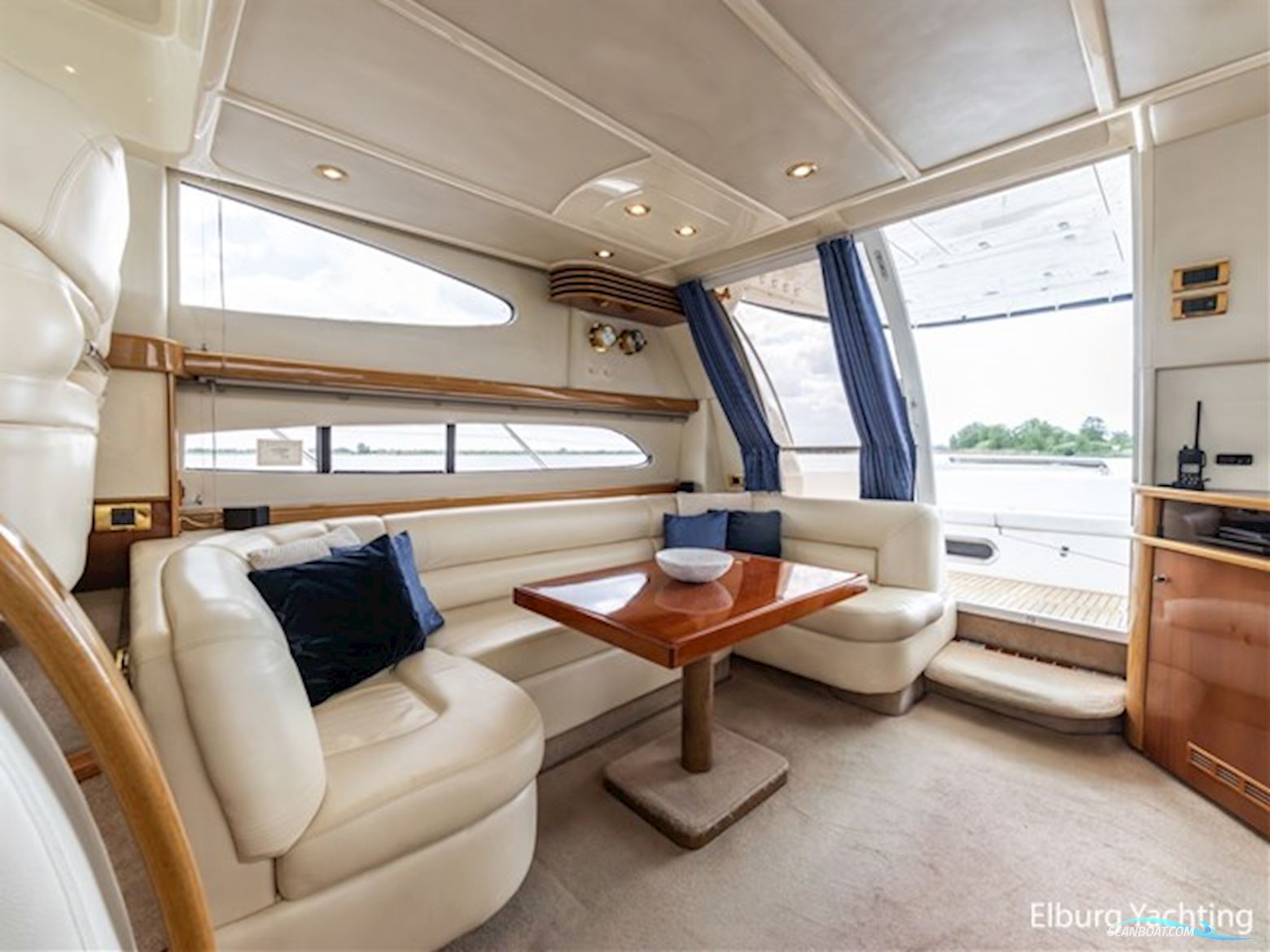 Sealine T47