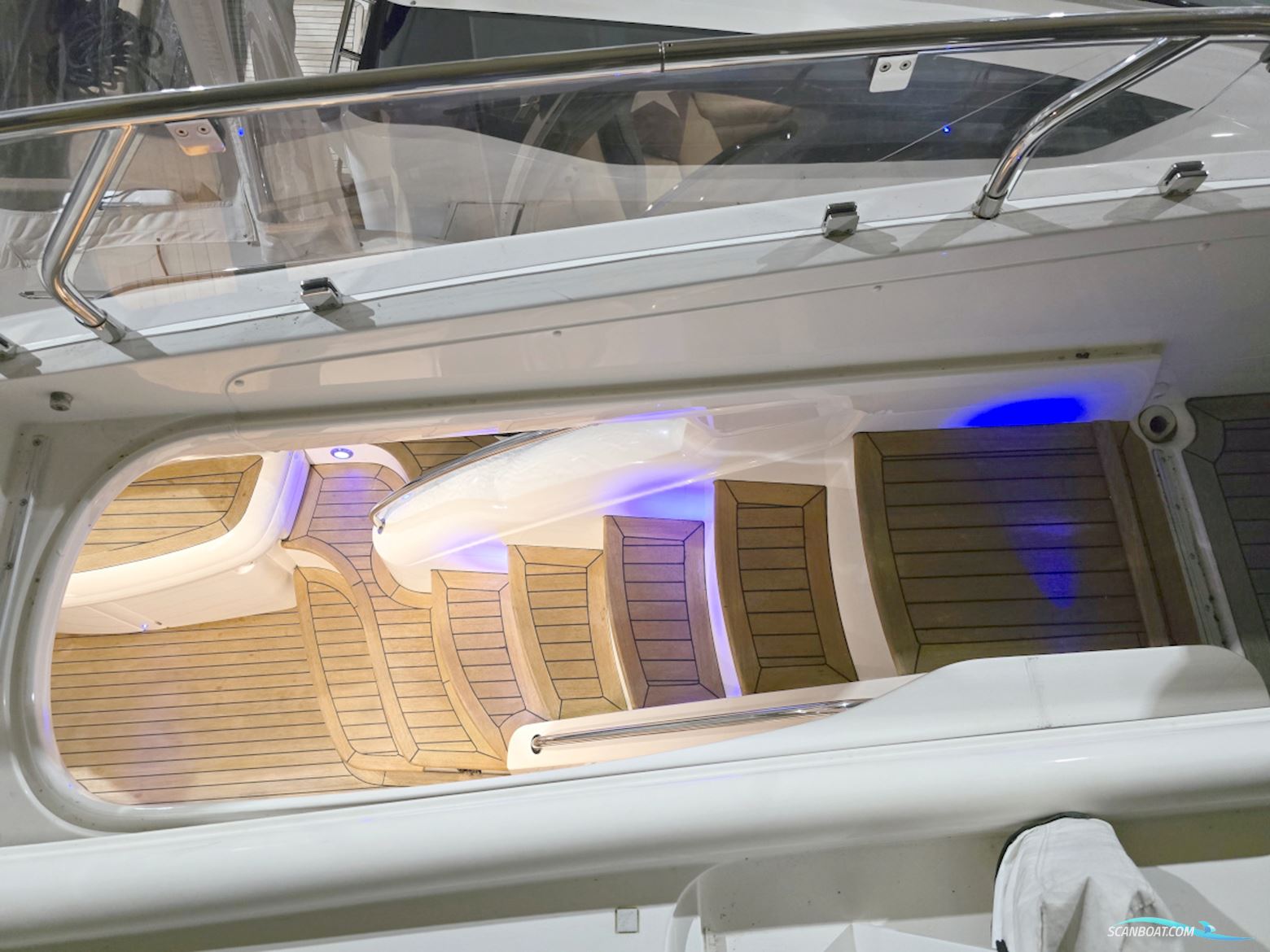Sealine T47