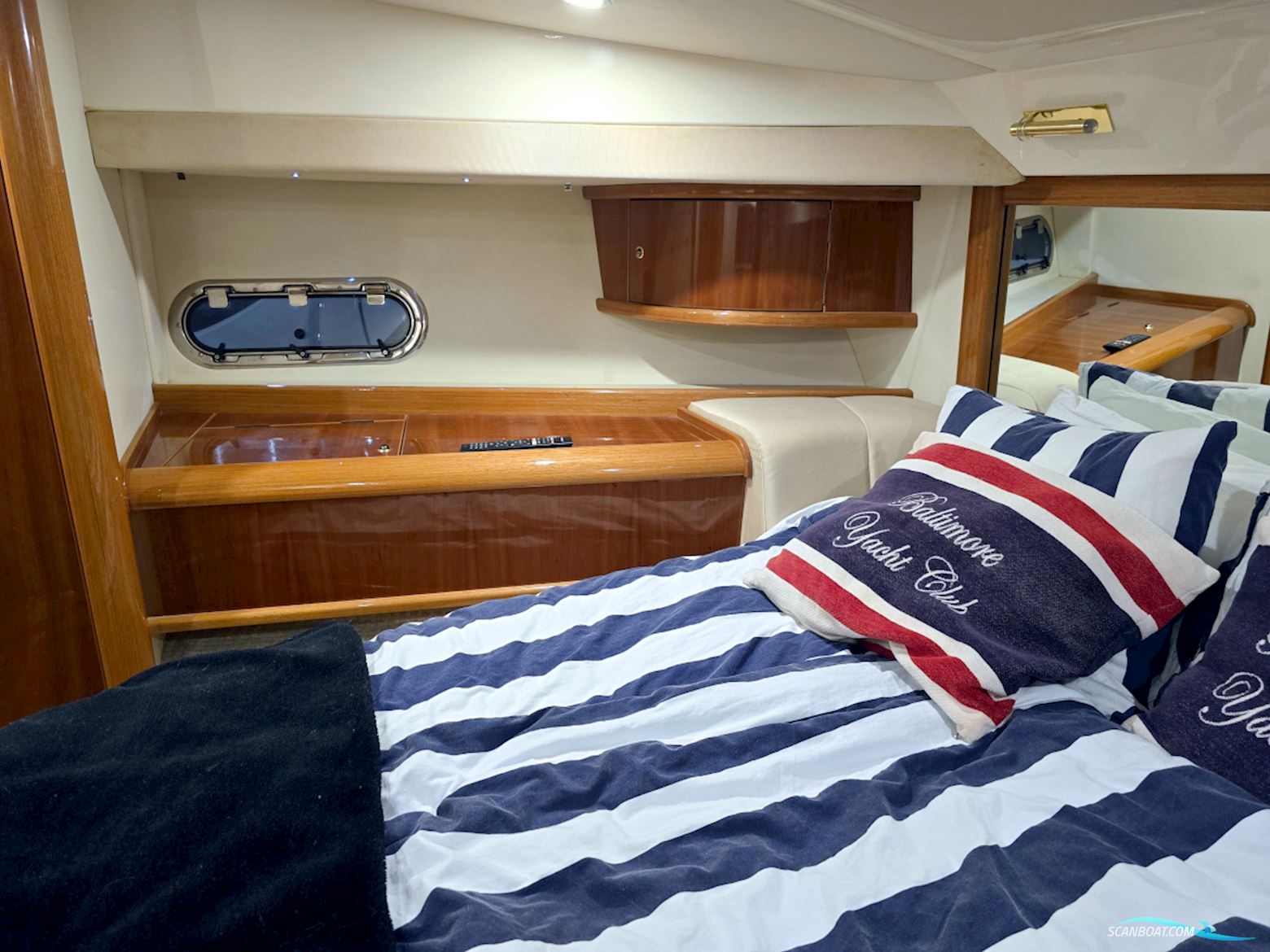 Sealine T47