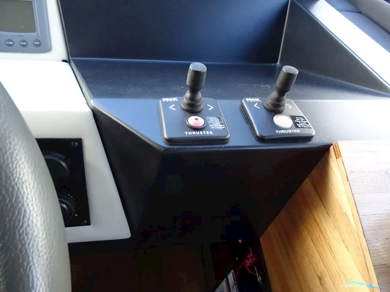 Sealine T50