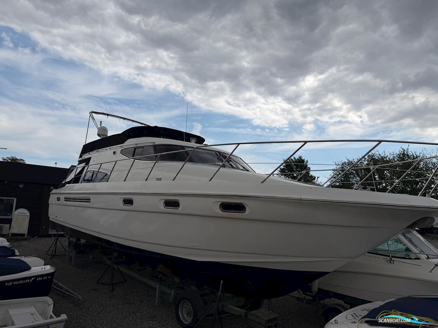 Sealine T51 Flybridge