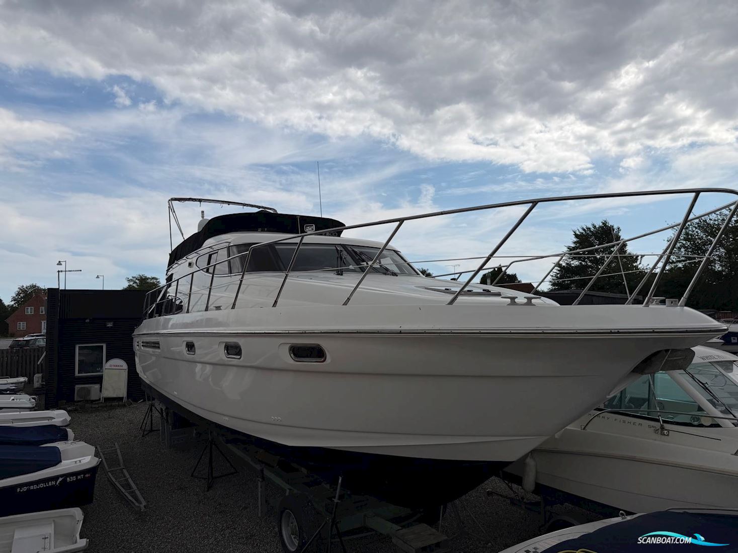Sealine T51 Flybridge