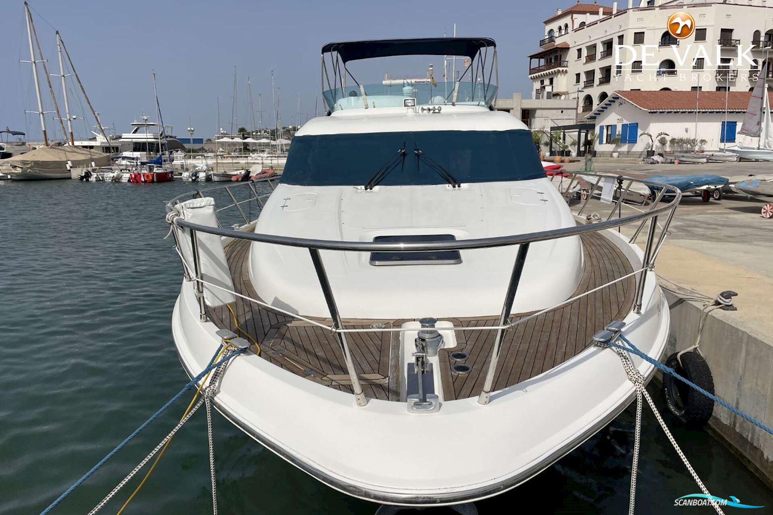 Sealine T51 Motor Yacht