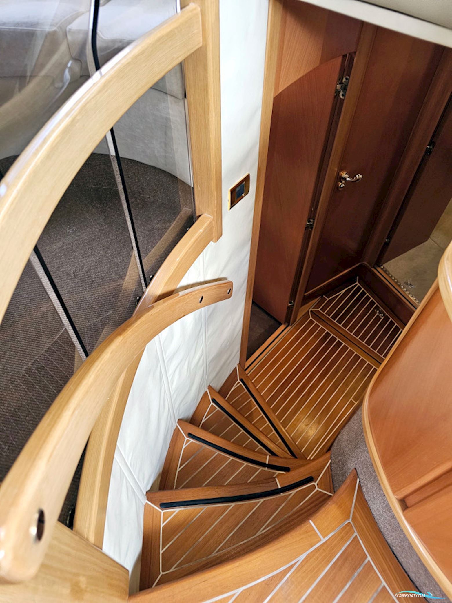 Sealine T51 Volvo Penta Tamd 122P Edc