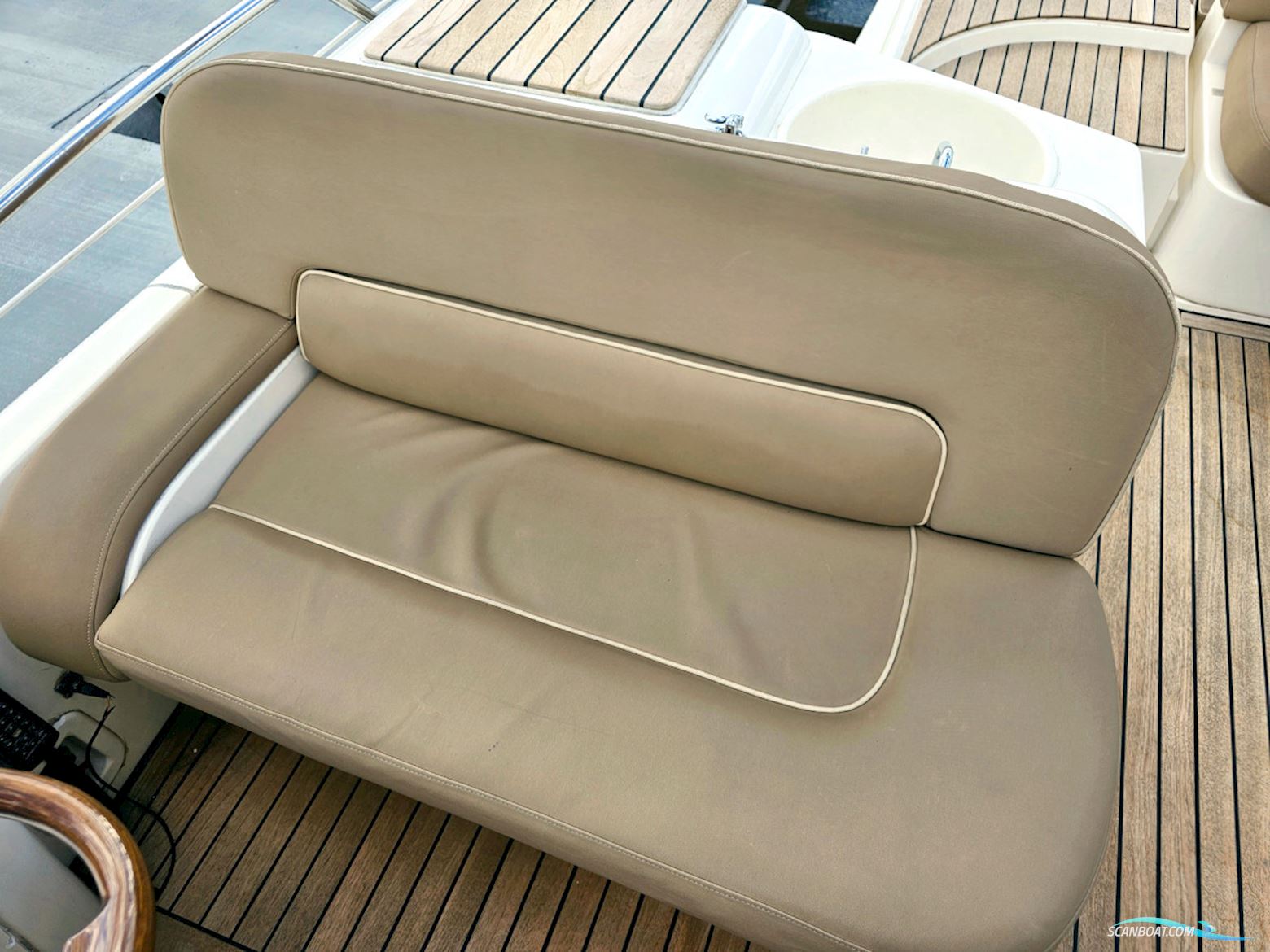 Sealine T51 Volvo Penta Tamd 122P Edc