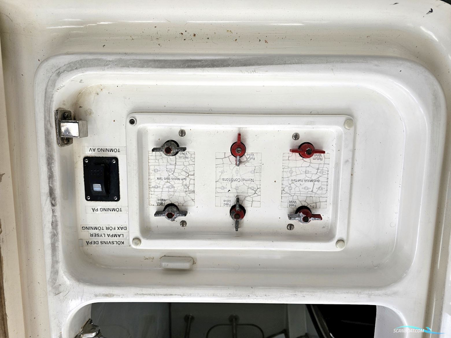 Sealine T51 Volvo Penta Tamd 122P Edc