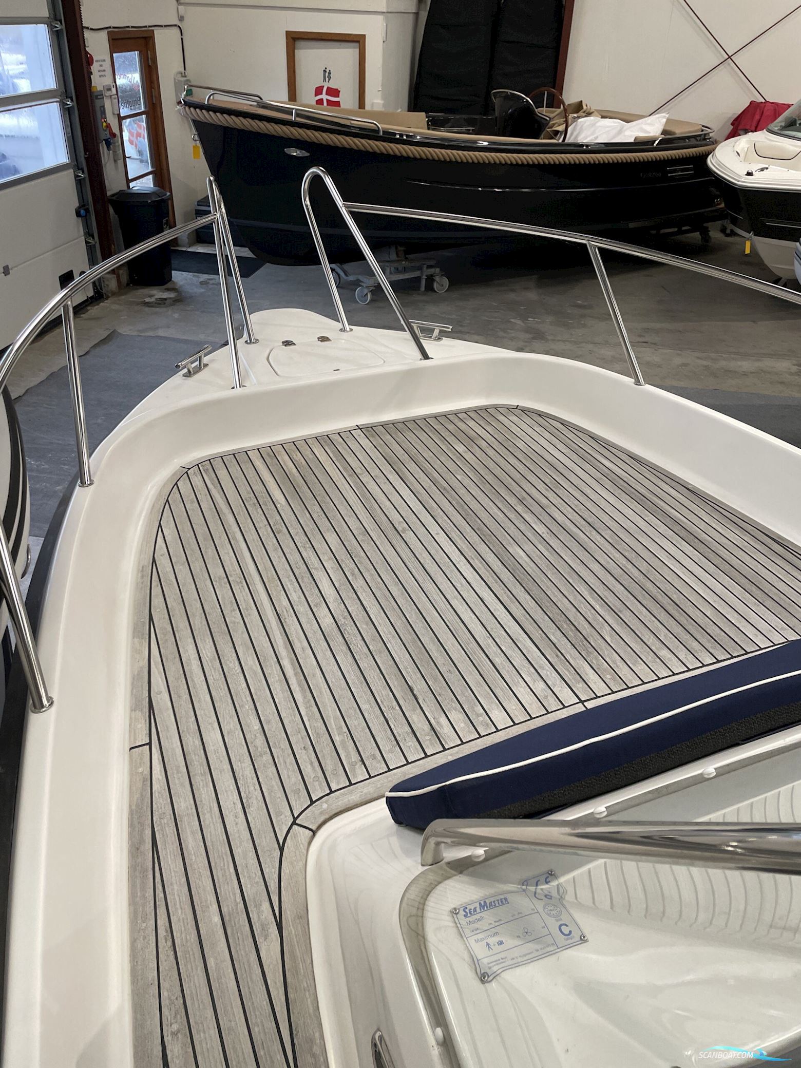 SeaMaster 210 Sports