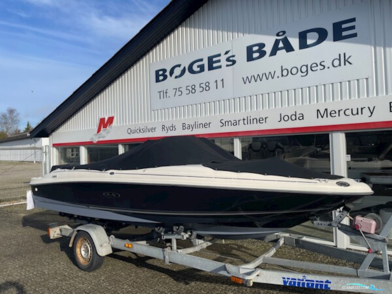 SeaRay 175 Sport Bowrider med 135 hk Mercruiser 3,0L 4 takt i/b og 1350 kg Variant bådtrailer