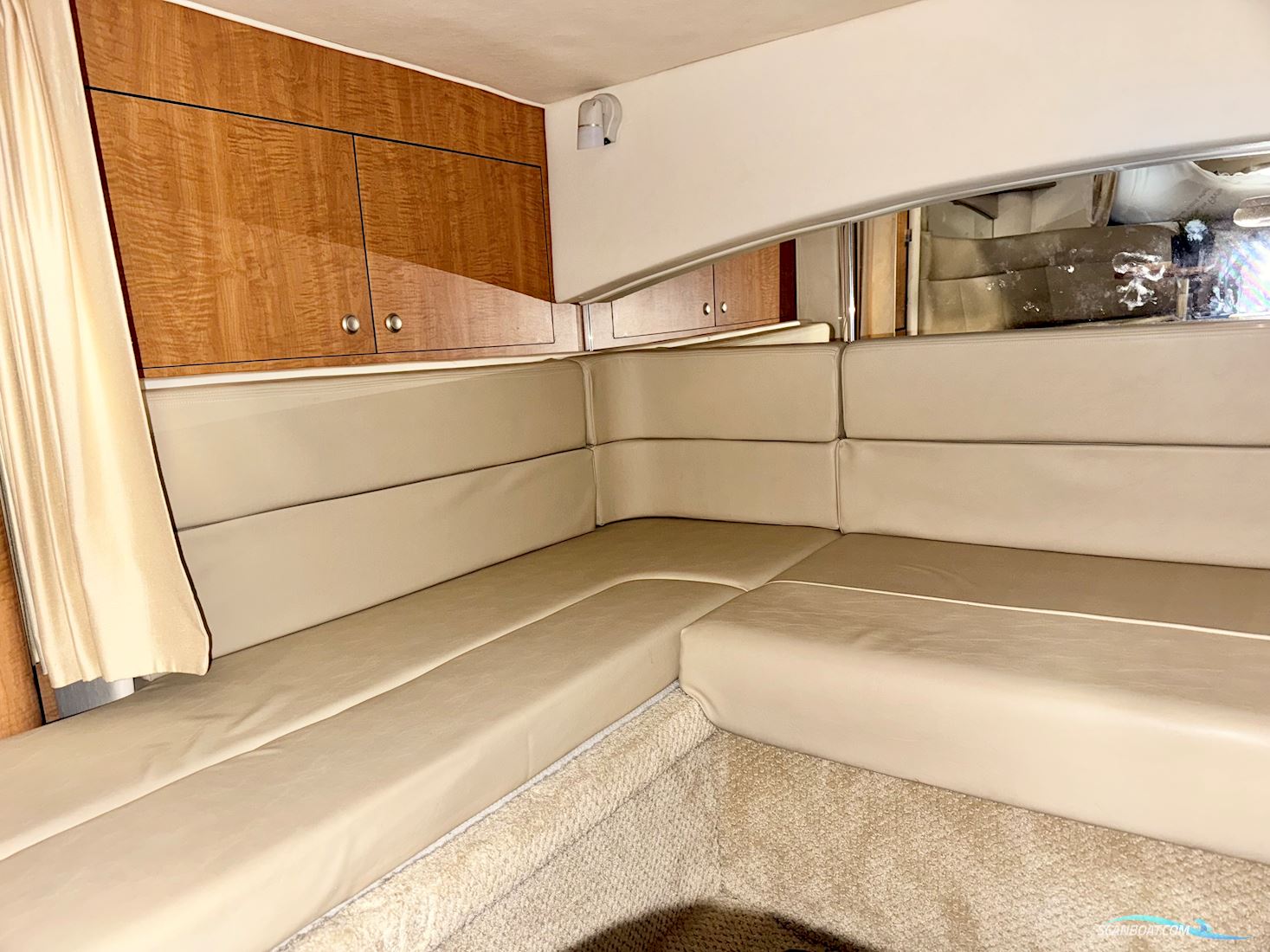 SeaRay 330