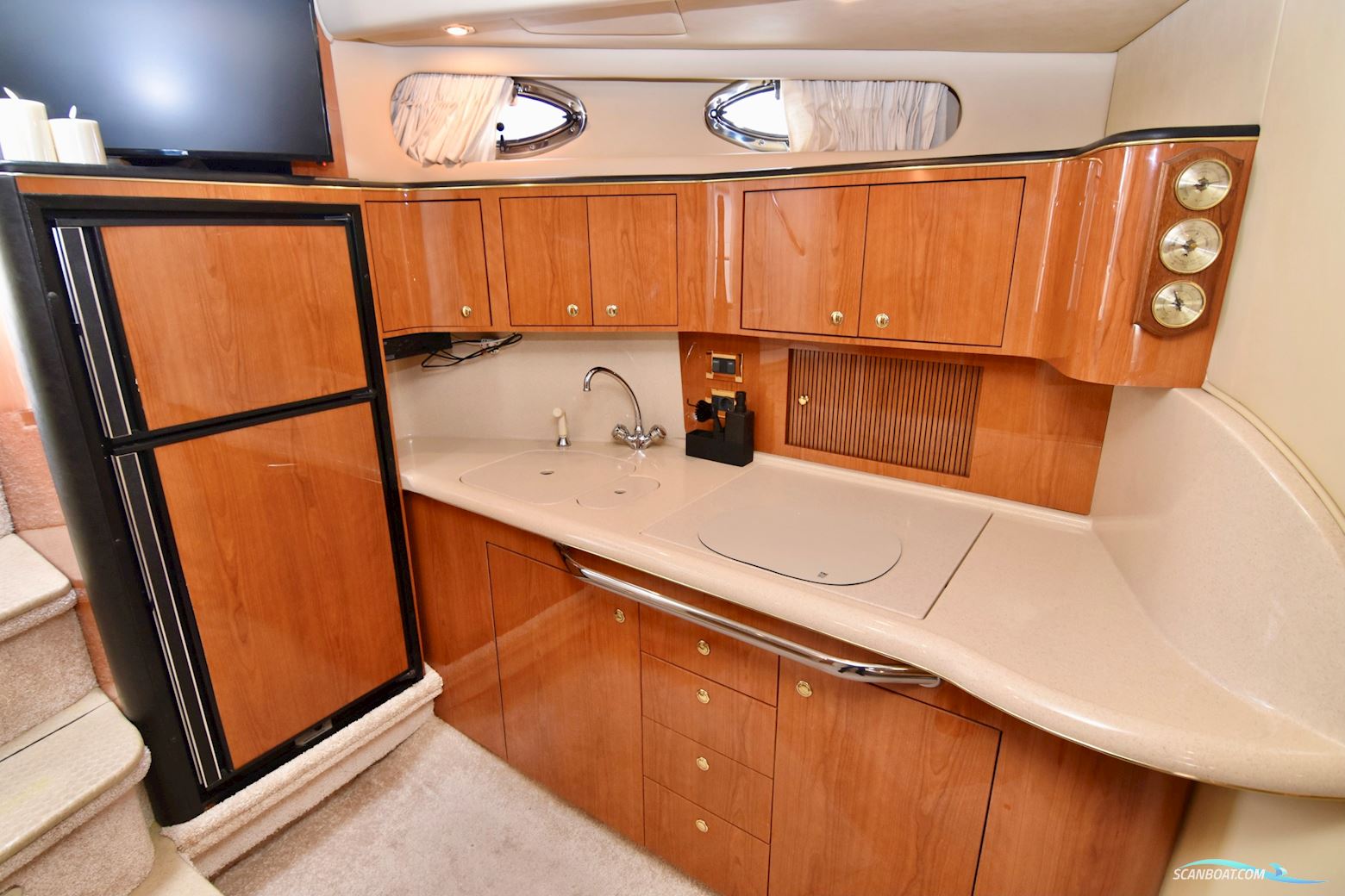 SeaRay 410 Sundancer